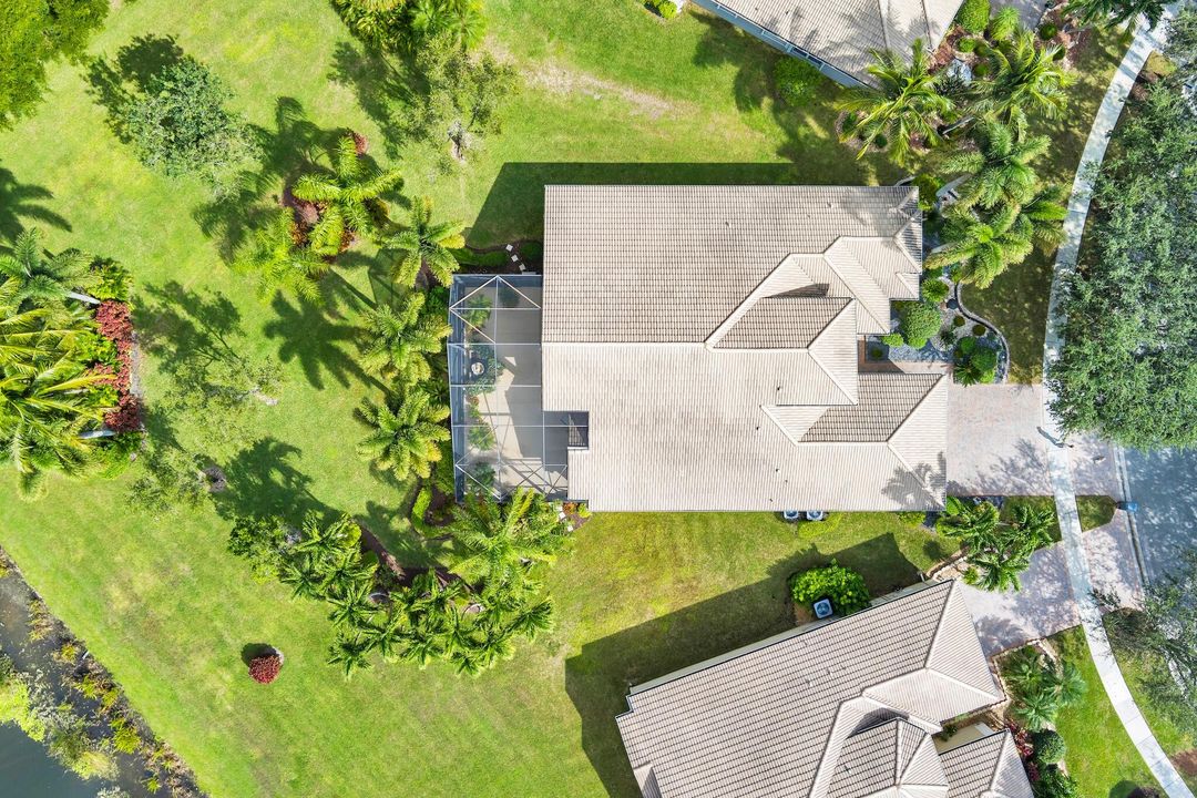 For Sale: $570,000 (3 beds, 2 baths, 2536 Square Feet)