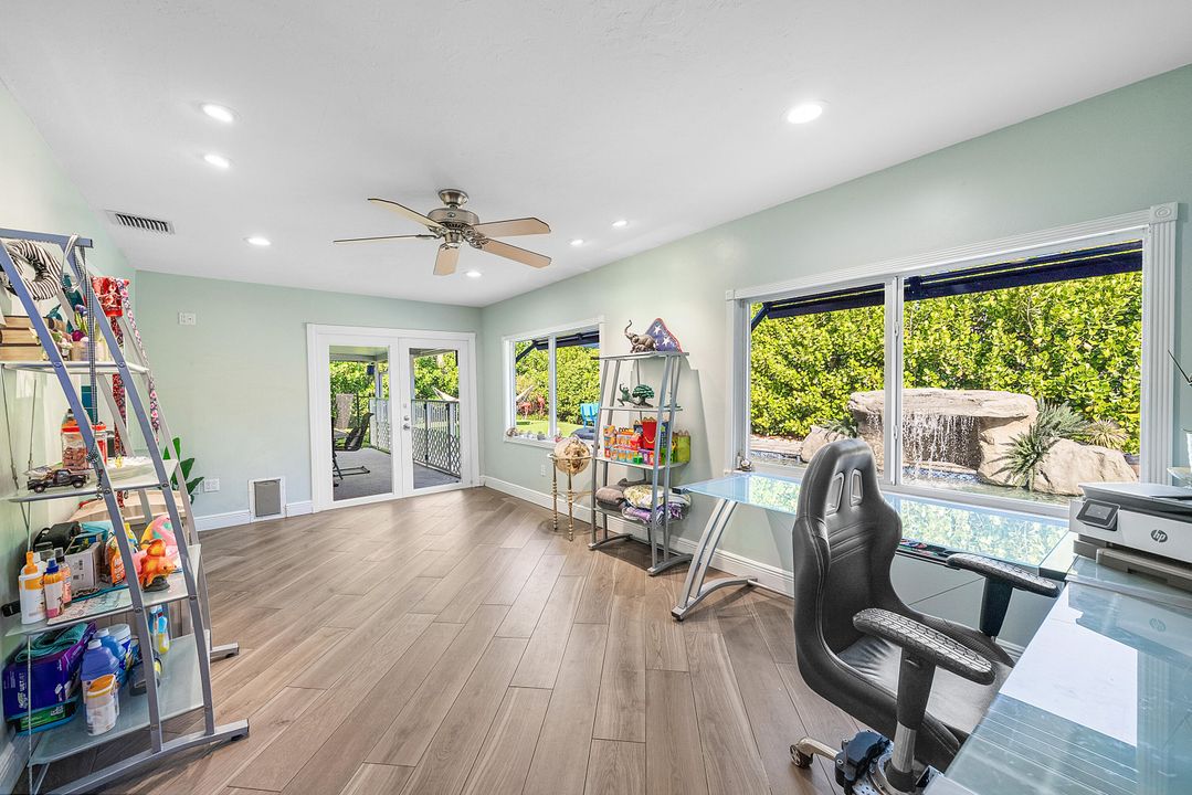 For Sale: $824,099 (3 beds, 2 baths, 1777 Square Feet)