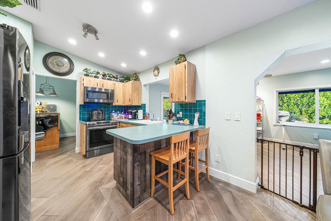 For Sale: $824,099 (3 beds, 2 baths, 1777 Square Feet)