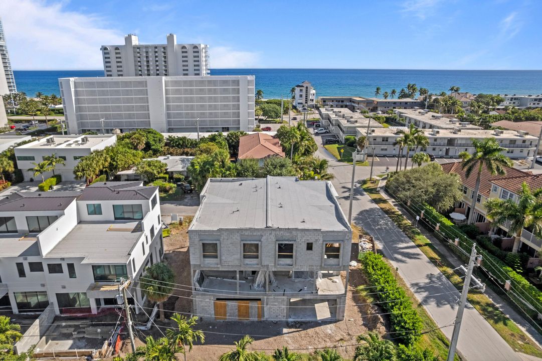 For Sale: $3,750,000 (4 beds, 3 baths, 3037 Square Feet)