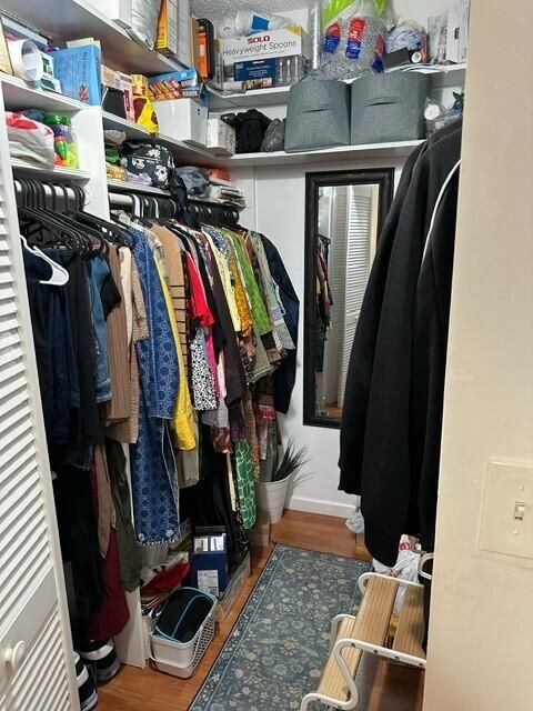 For Sale: $370,000 (3 beds, 2 baths, 1150 Square Feet)