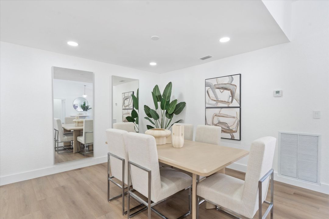 For Sale: $724,950 (3 beds, 2 baths, 2080 Square Feet)