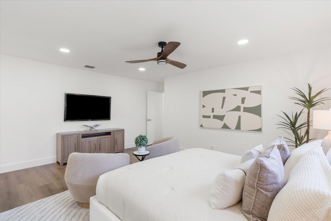 For Sale: $724,950 (3 beds, 2 baths, 2080 Square Feet)