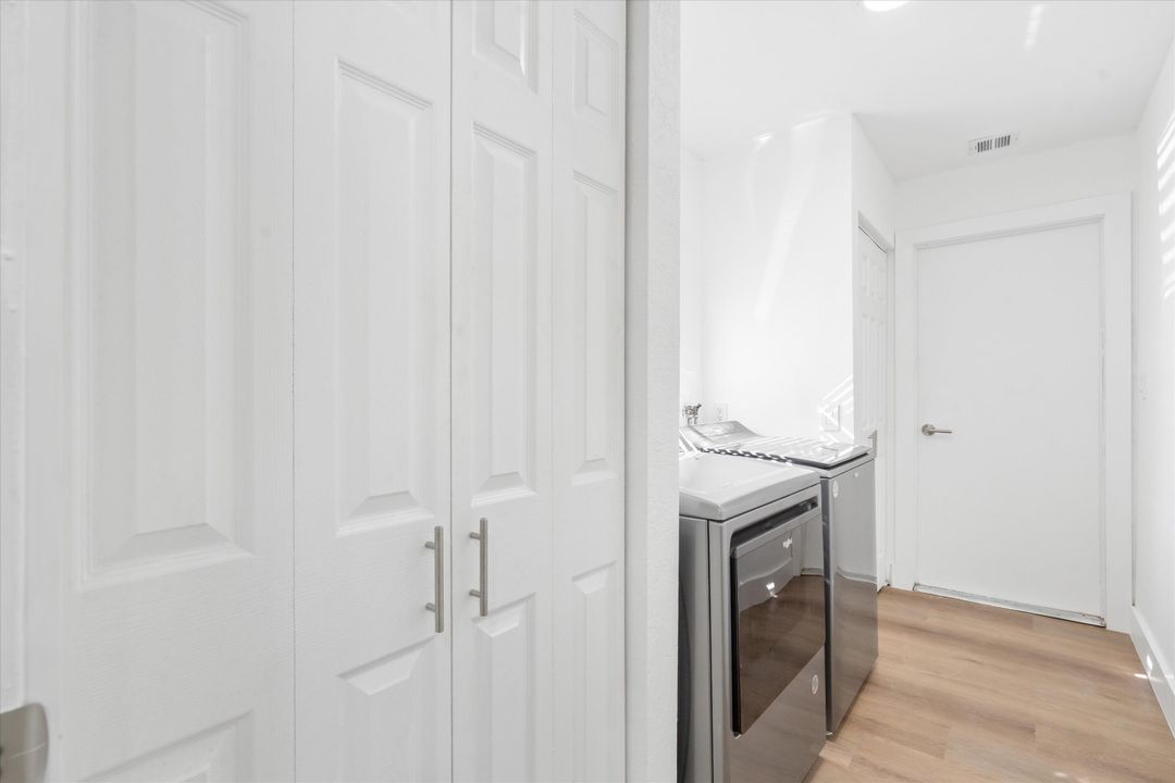 For Sale: $724,950 (3 beds, 2 baths, 2080 Square Feet)