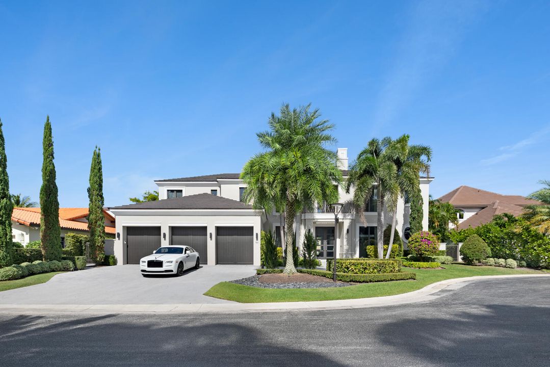 For Sale: $16,900,000 (4 beds, 5 baths, 7683 Square Feet)