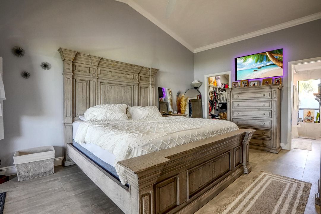 For Sale: $575,000 (3 beds, 2 baths, 1847 Square Feet)