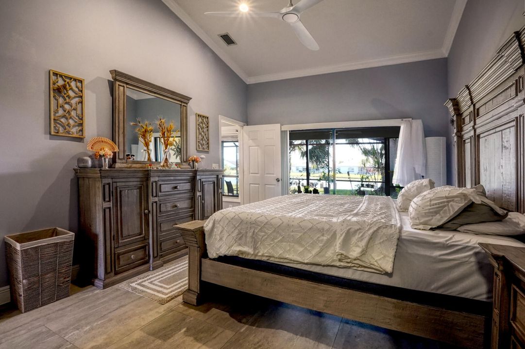 For Sale: $575,000 (3 beds, 2 baths, 1847 Square Feet)