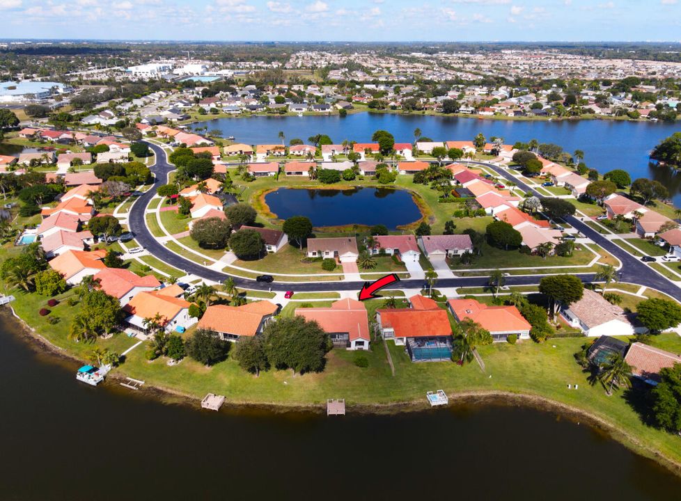 For Sale: $575,000 (3 beds, 2 baths, 1847 Square Feet)