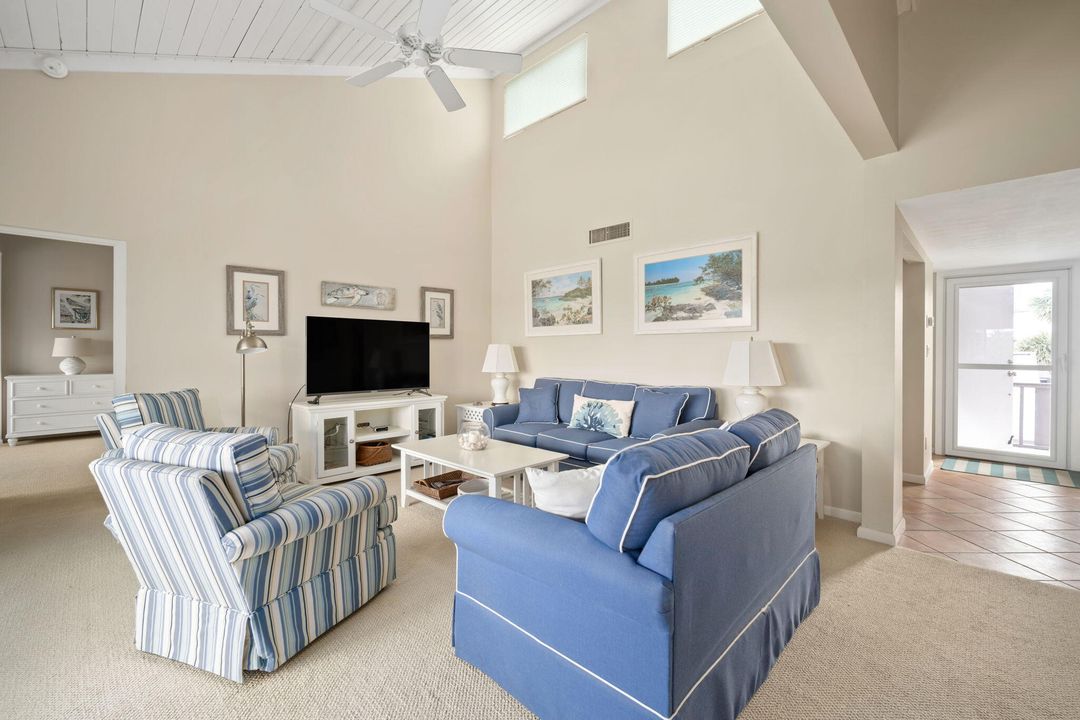 For Sale: $620,000 (2 beds, 2 baths, 1580 Square Feet)