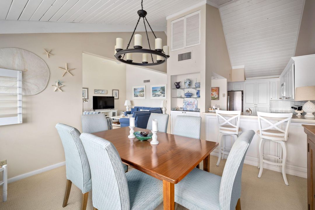 For Sale: $620,000 (2 beds, 2 baths, 1580 Square Feet)