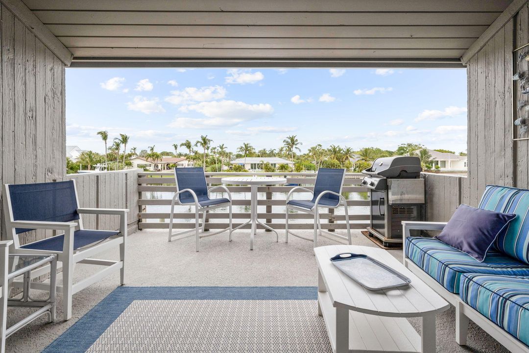 For Sale: $620,000 (2 beds, 2 baths, 1580 Square Feet)