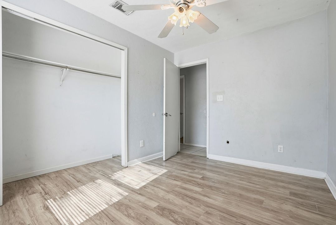 待售: $230,000 (3 贝兹, 2 浴室, 1030 平方英尺)