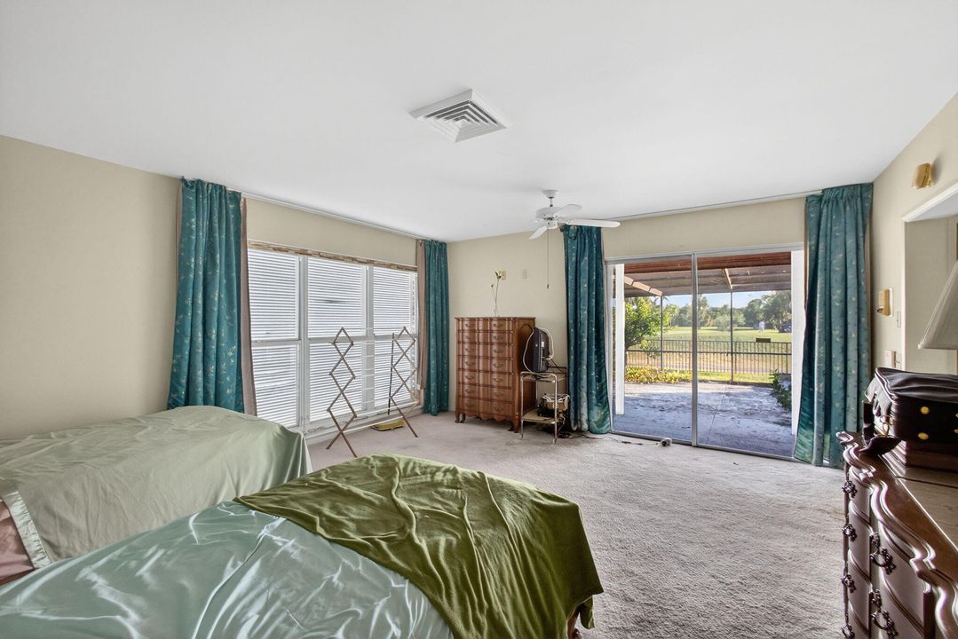 For Sale: $999,000 (3 beds, 2 baths, 2596 Square Feet)