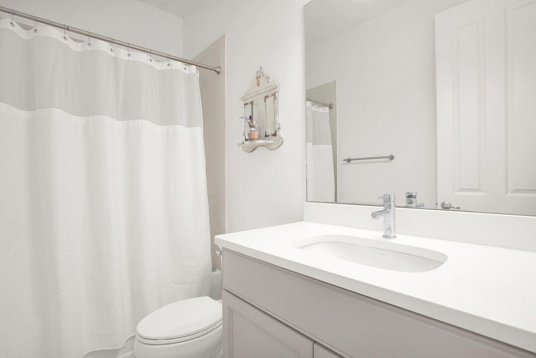 На продажу: $759,000 (3 спален, 2 ванн, 2487 Квадратных фут)