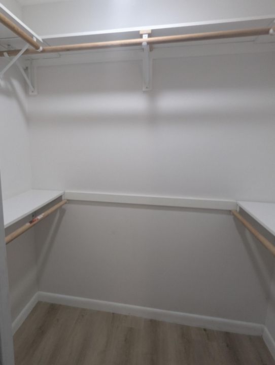 出租: $2,000 (1 贝兹, 1 浴室, 890 平方英尺)