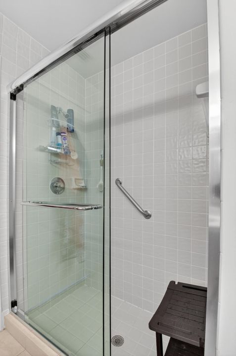 На продажу: $335,000 (3 спален, 2 ванн, 1469 Квадратных фут)