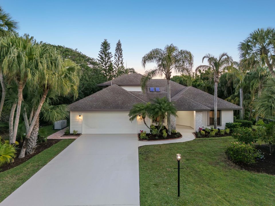 待售: $1,150,000 (3 贝兹, 2 浴室, 2543 平方英尺)