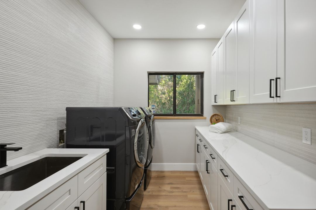 待售: $1,150,000 (3 贝兹, 2 浴室, 2543 平方英尺)