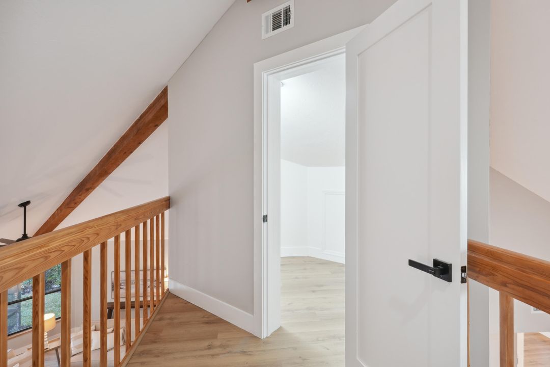 待售: $1,150,000 (3 贝兹, 2 浴室, 2543 平方英尺)