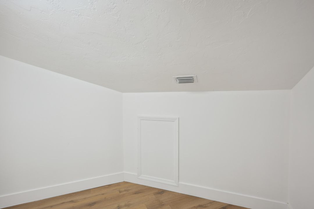 待售: $1,150,000 (3 贝兹, 2 浴室, 2543 平方英尺)