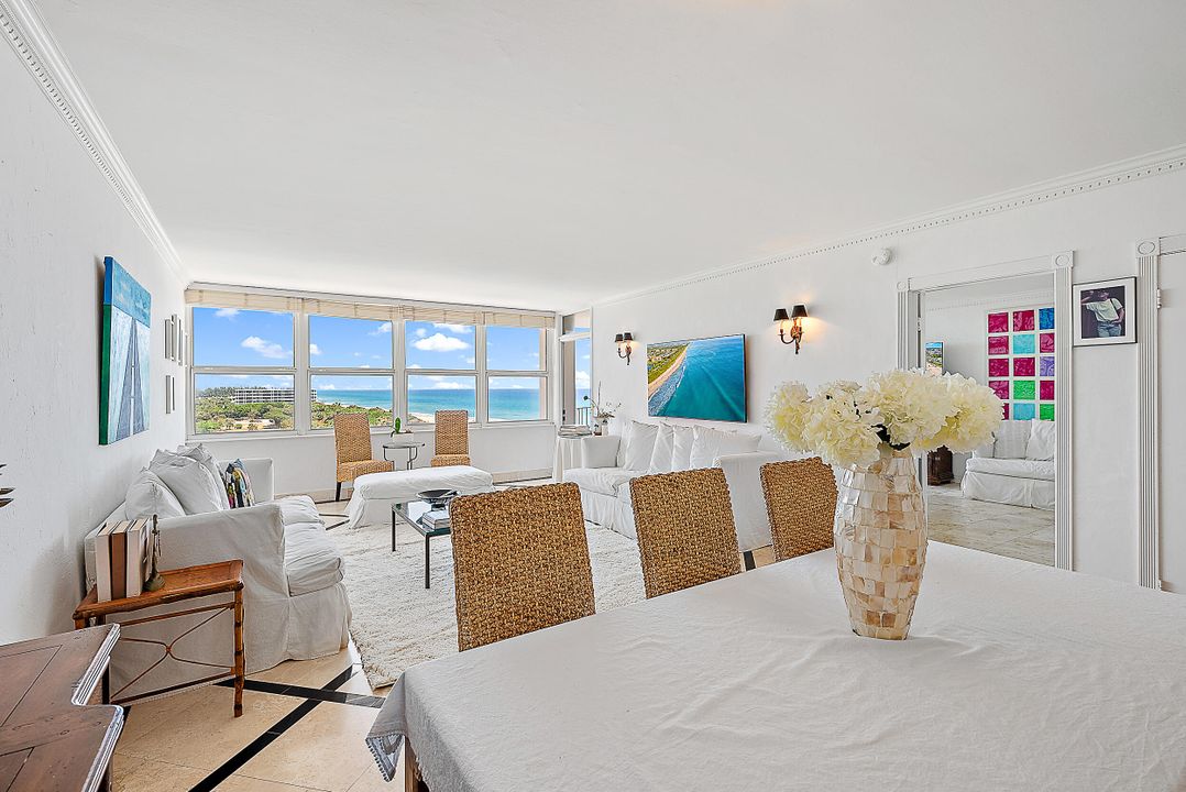 For Sale: $725,000 (1 beds, 1 baths, 1038 Square Feet)