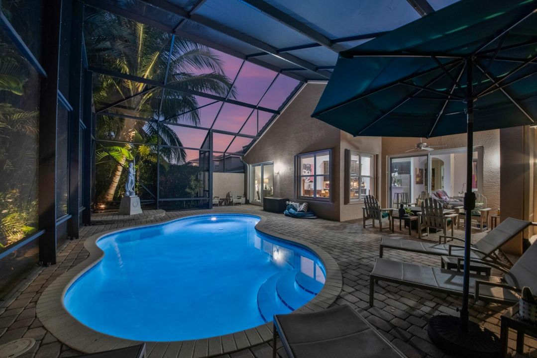 For Sale: $829,000 (4 beds, 3 baths, 2495 Square Feet)