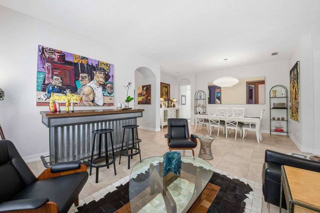 For Sale: $829,000 (4 beds, 3 baths, 2495 Square Feet)