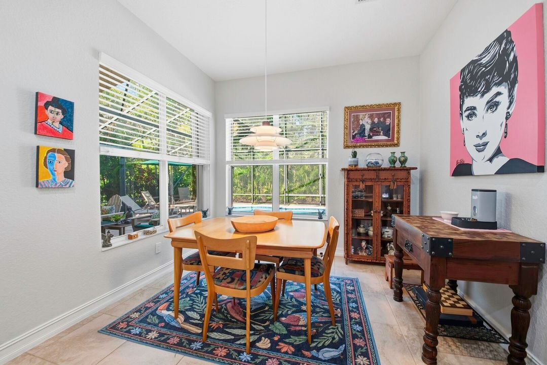 For Sale: $829,000 (4 beds, 3 baths, 2495 Square Feet)