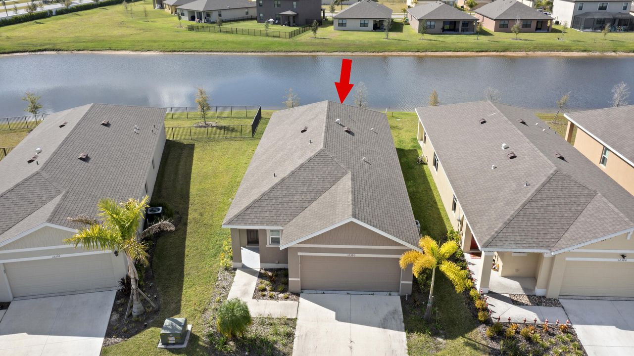 На продажу: $389,000 (3 спален, 2 ванн, 1504 Квадратных фут)