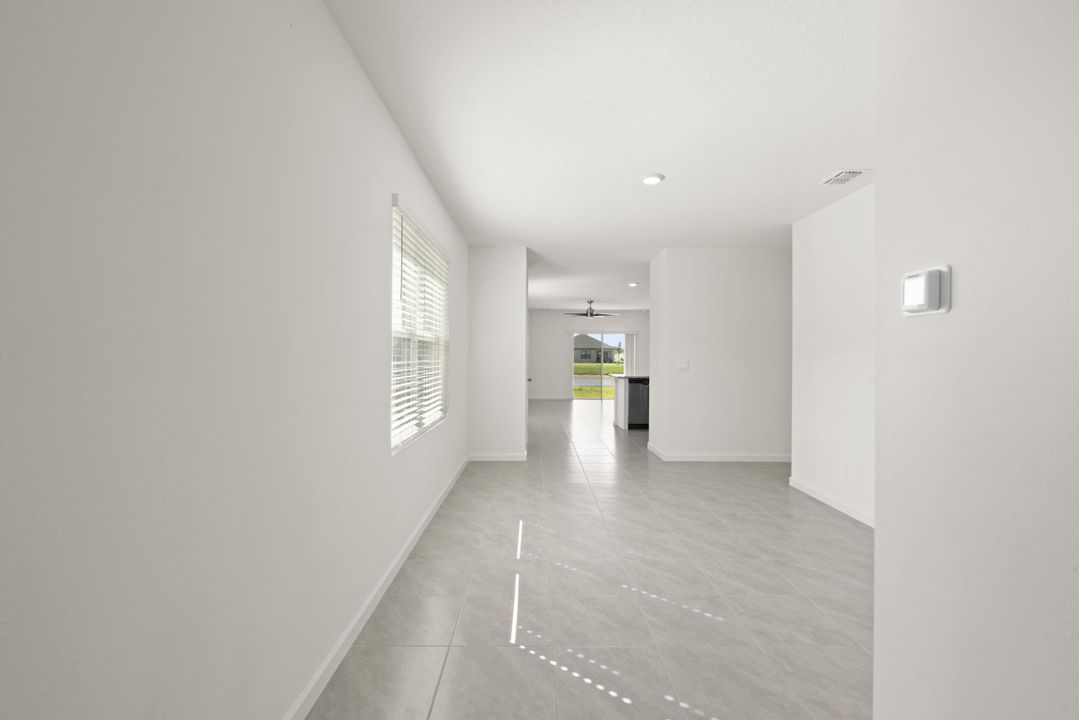 На продажу: $389,000 (3 спален, 2 ванн, 1504 Квадратных фут)