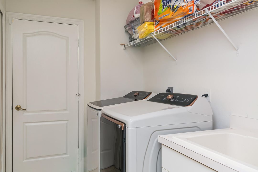 For Sale: $615,000 (4 beds, 2 baths, 2318 Square Feet)