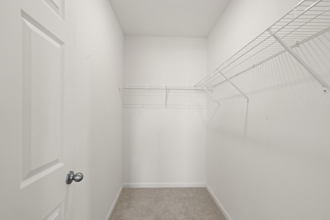 На продажу: $389,000 (3 спален, 2 ванн, 1504 Квадратных фут)