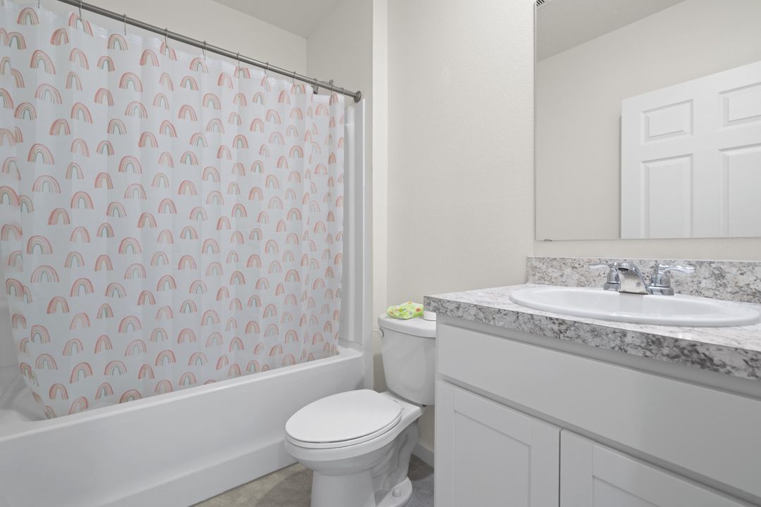 На продажу: $389,000 (3 спален, 2 ванн, 1504 Квадратных фут)