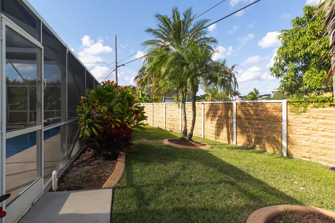 For Sale: $615,000 (4 beds, 2 baths, 2318 Square Feet)