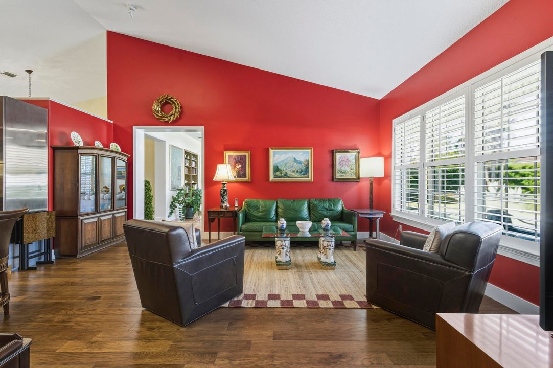 待售: $1,700,000 (4 贝兹, 3 浴室, 2845 平方英尺)