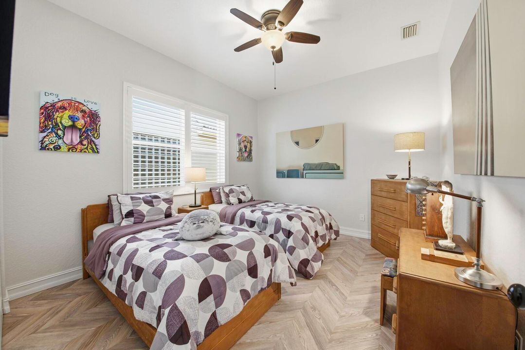 For Sale: $829,000 (4 beds, 3 baths, 2495 Square Feet)