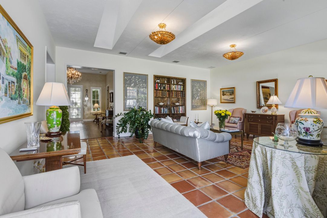 待售: $1,700,000 (4 贝兹, 3 浴室, 2845 平方英尺)