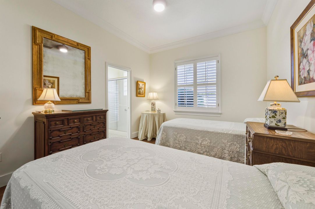 待售: $1,700,000 (4 贝兹, 3 浴室, 2845 平方英尺)