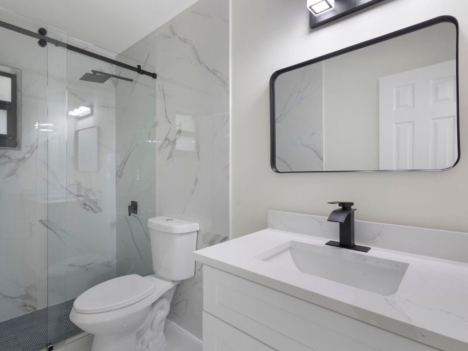 For Rent: $3,750 (4 beds, 2 baths, 1148 Square Feet)