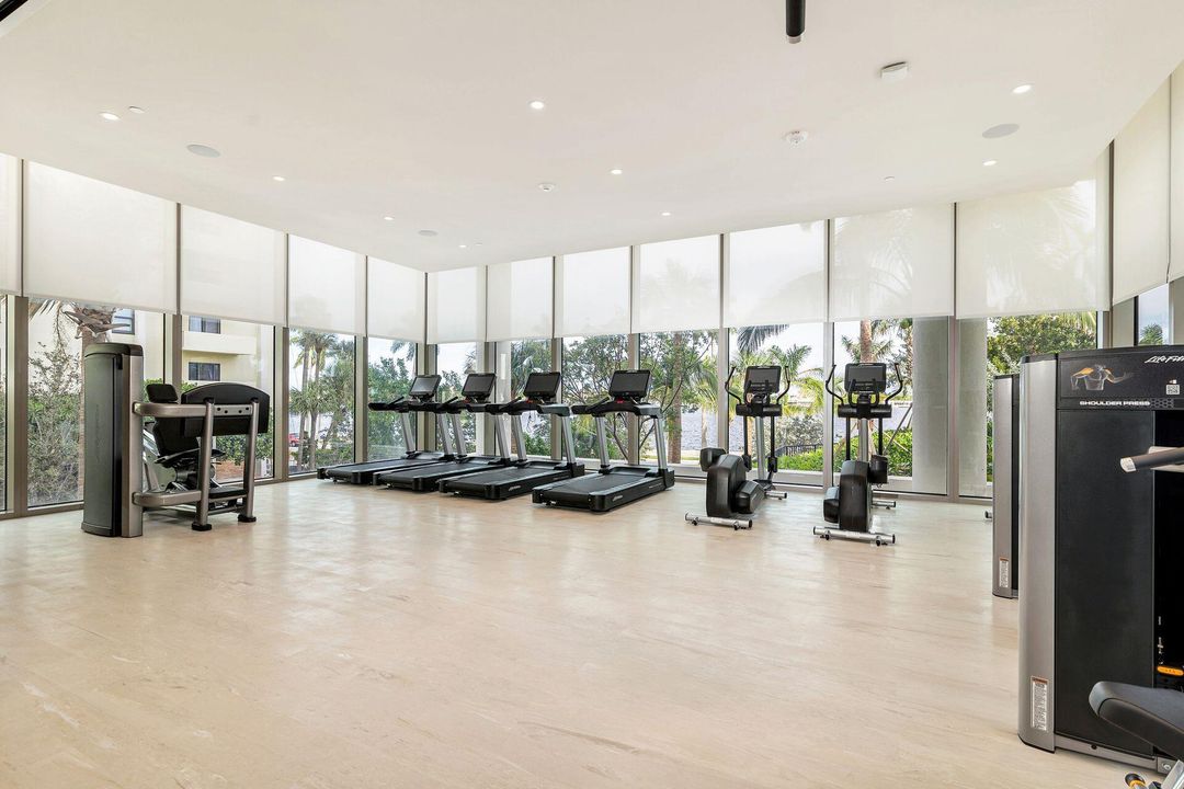 For Sale: $9,495,000 (3 beds, 3 baths, 3834 Square Feet)