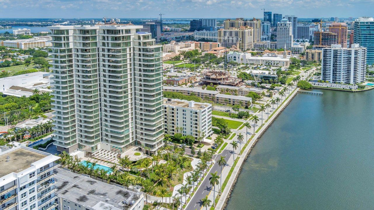 For Sale: $9,495,000 (3 beds, 3 baths, 3834 Square Feet)