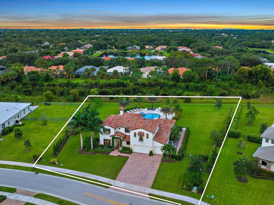 На продажу: $4,195,000 (5 спален, 5 ванн, 4578 Квадратных фут)