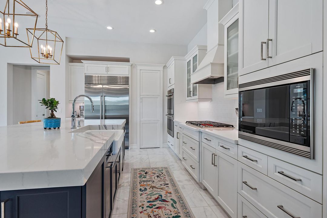 На продажу: $4,195,000 (5 спален, 5 ванн, 4578 Квадратных фут)