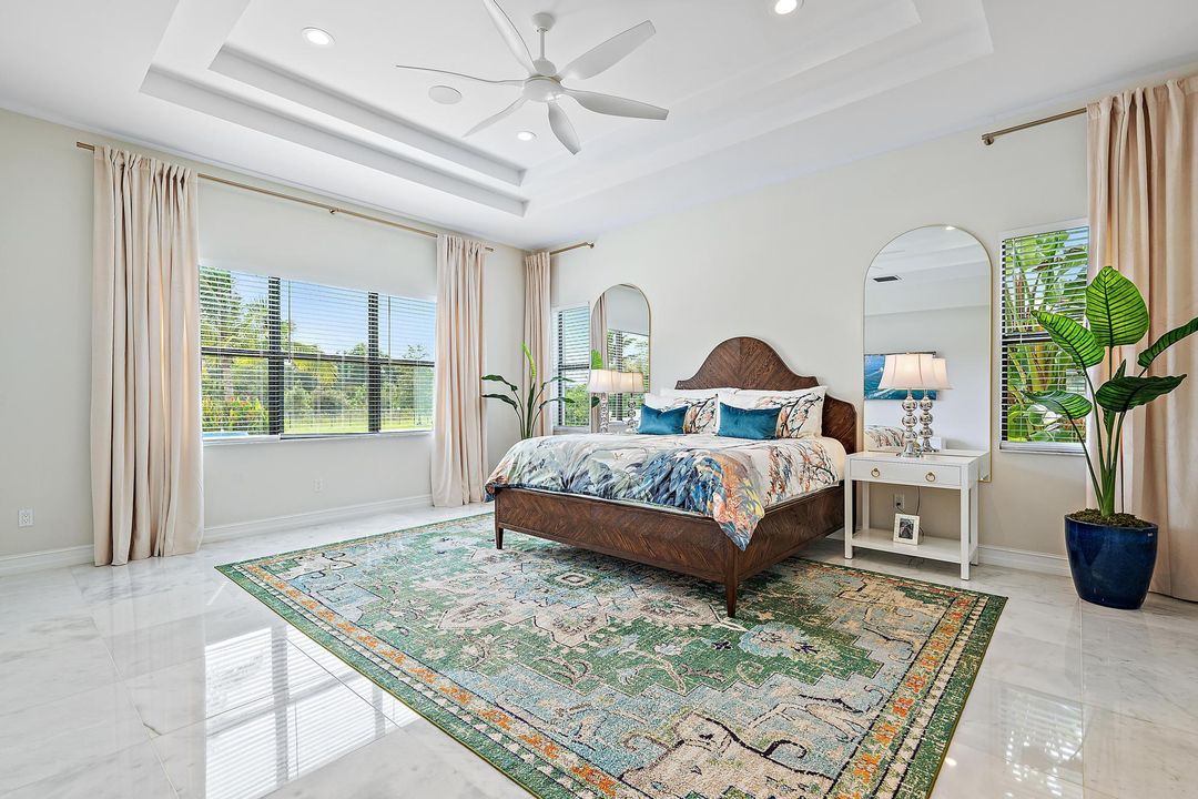 На продажу: $4,195,000 (5 спален, 5 ванн, 4578 Квадратных фут)