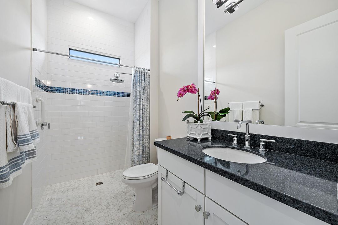 На продажу: $4,195,000 (5 спален, 5 ванн, 4578 Квадратных фут)