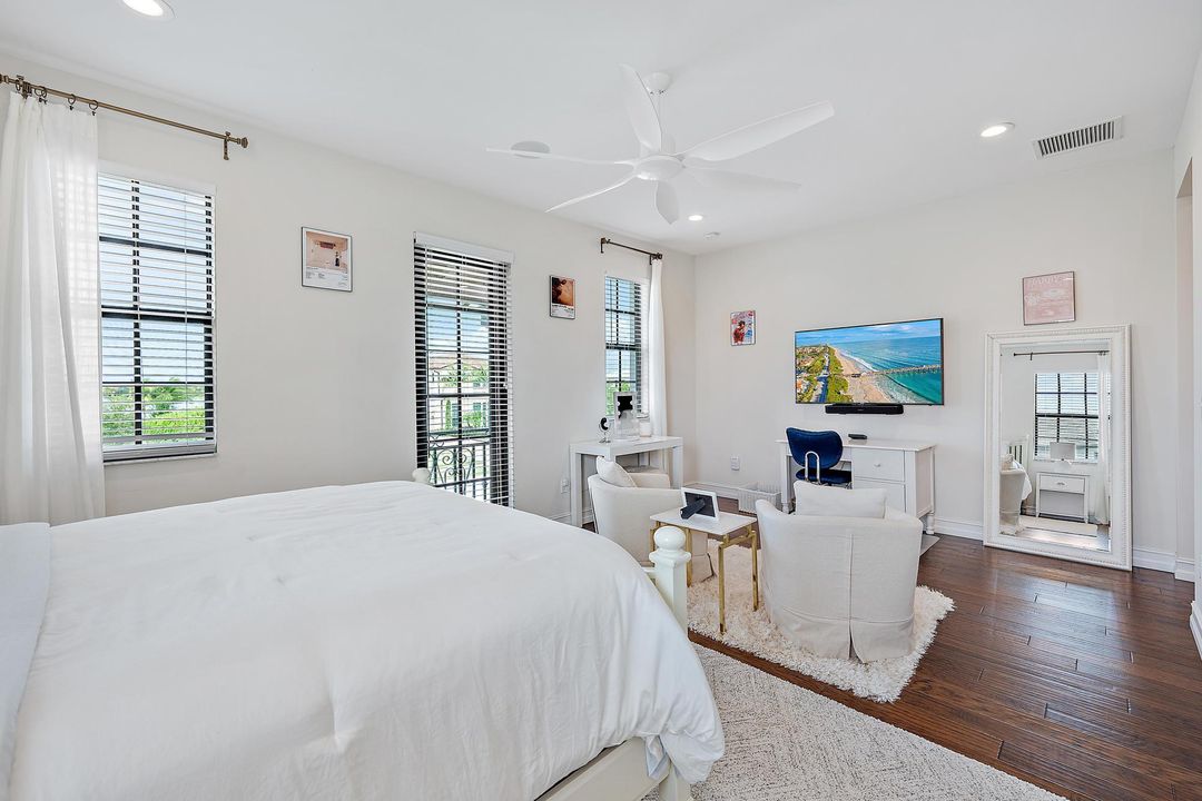 На продажу: $4,195,000 (5 спален, 5 ванн, 4578 Квадратных фут)