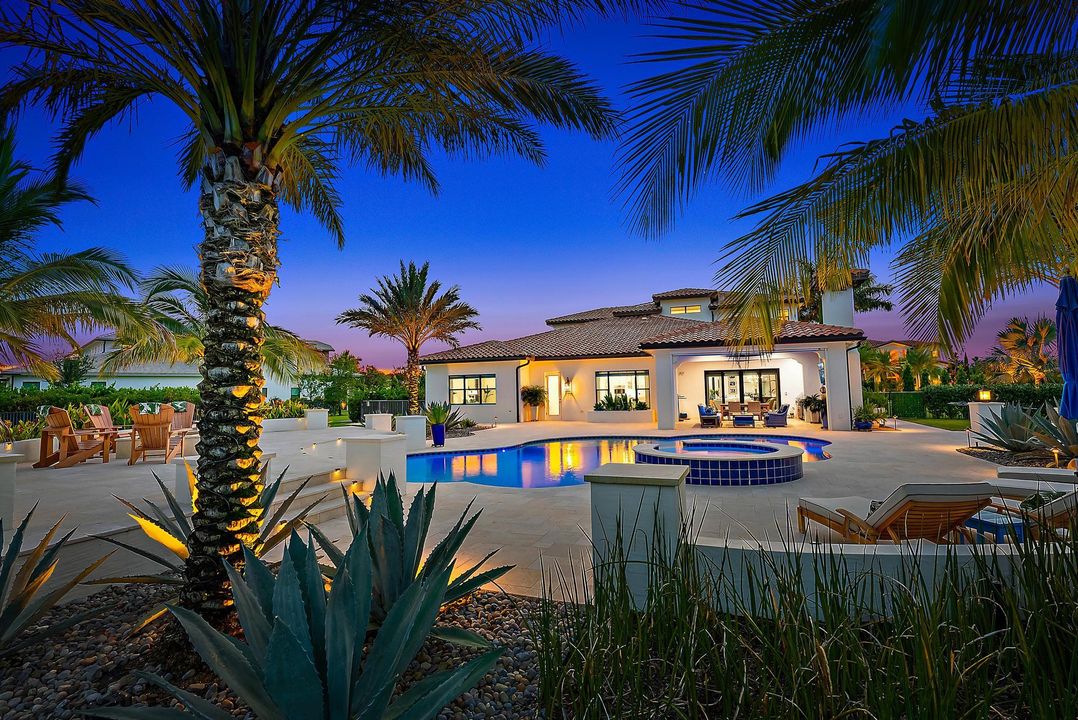 На продажу: $4,195,000 (5 спален, 5 ванн, 4578 Квадратных фут)