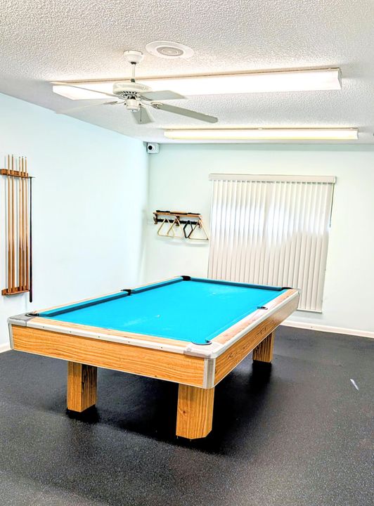 На продажу: $165,000 (1 спален, 1 ванн, 653 Квадратных фут)