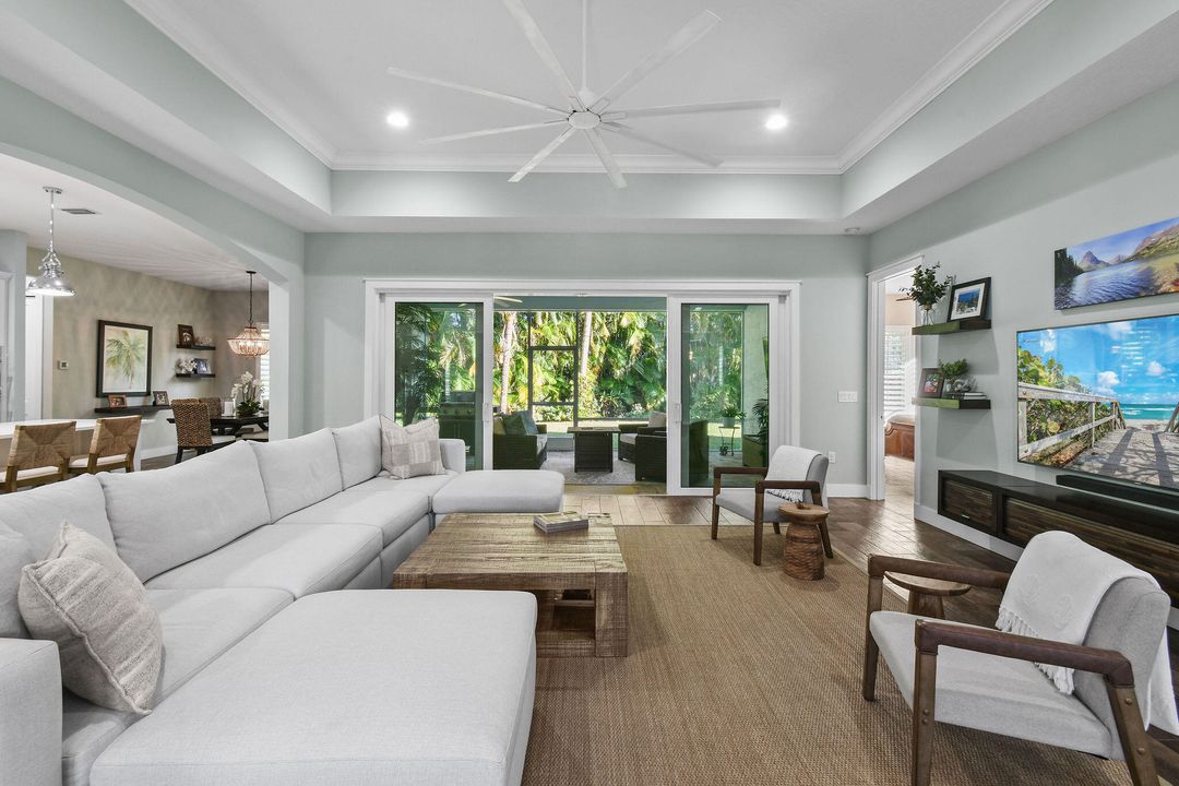 For Rent: $3,500 (3 beds, 3 baths, 2149 Square Feet)