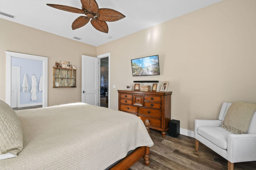 For Rent: $3,500 (3 beds, 3 baths, 2149 Square Feet)